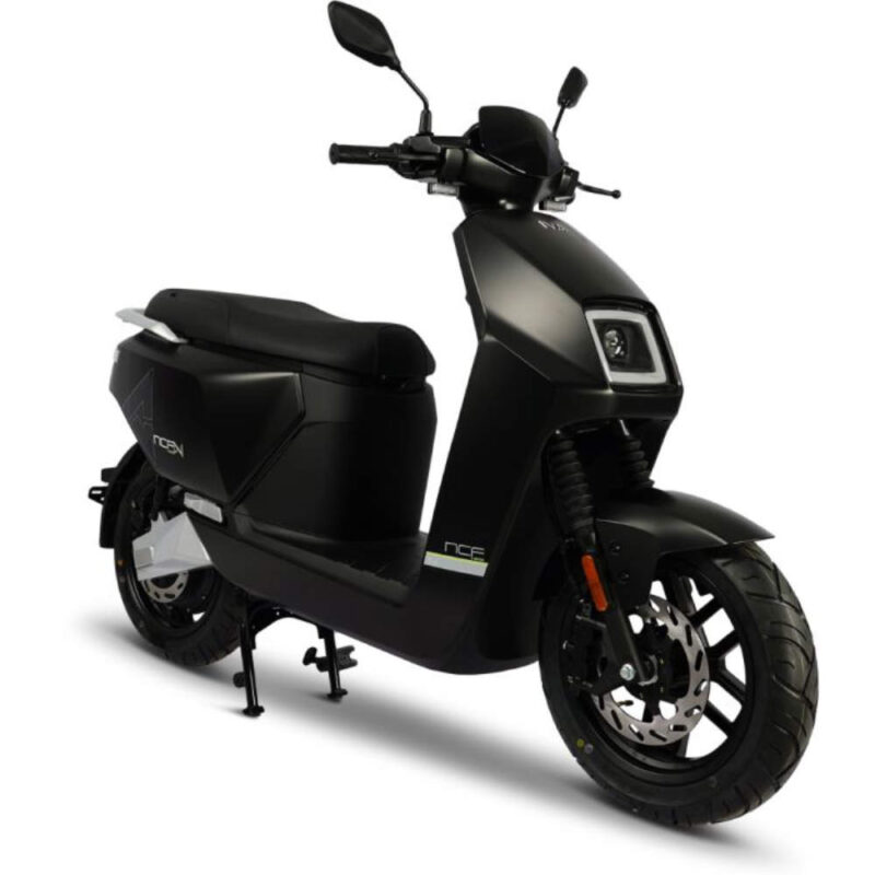 Matzwarte IVA NCF elektrische scooter